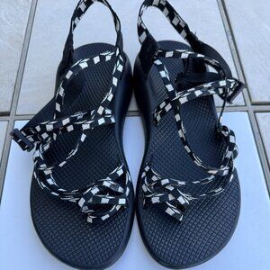 Chaco's Women's ZX/2 Sandals, Size W11, (Black and White-Classic "Cubit" Design)
